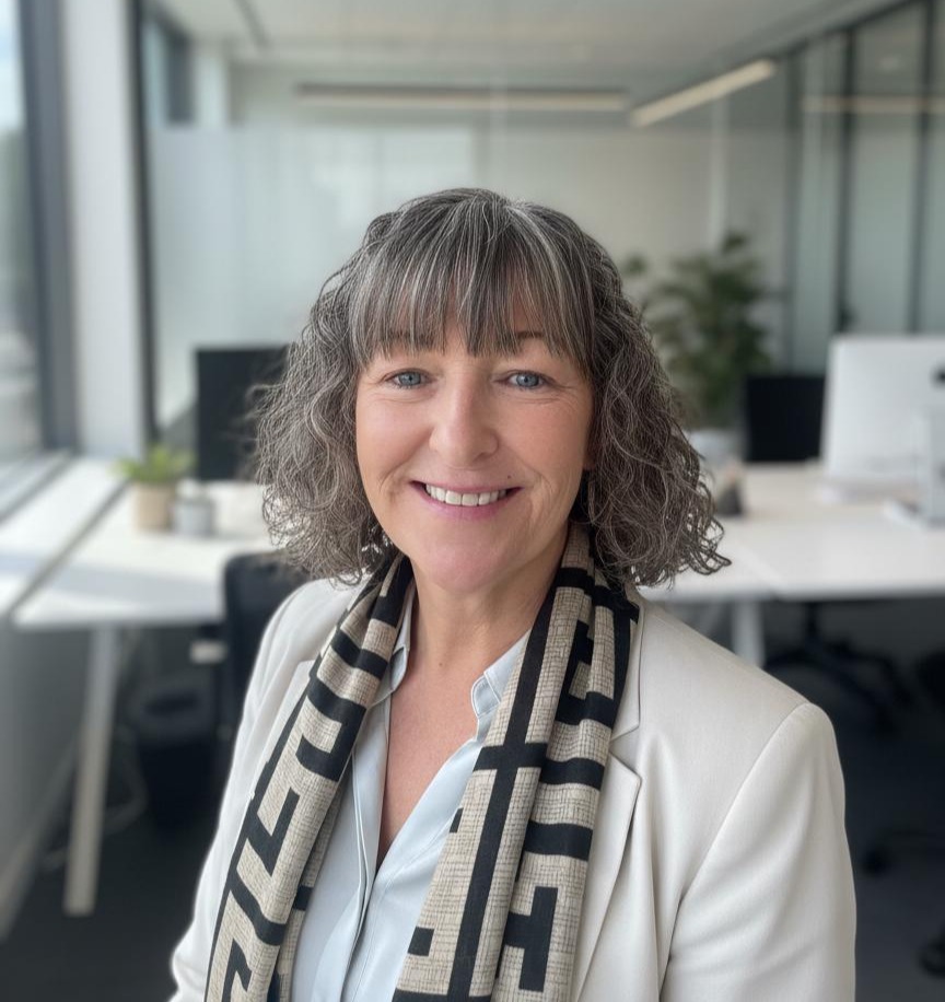 Siobhan McGirl, Office Administrator